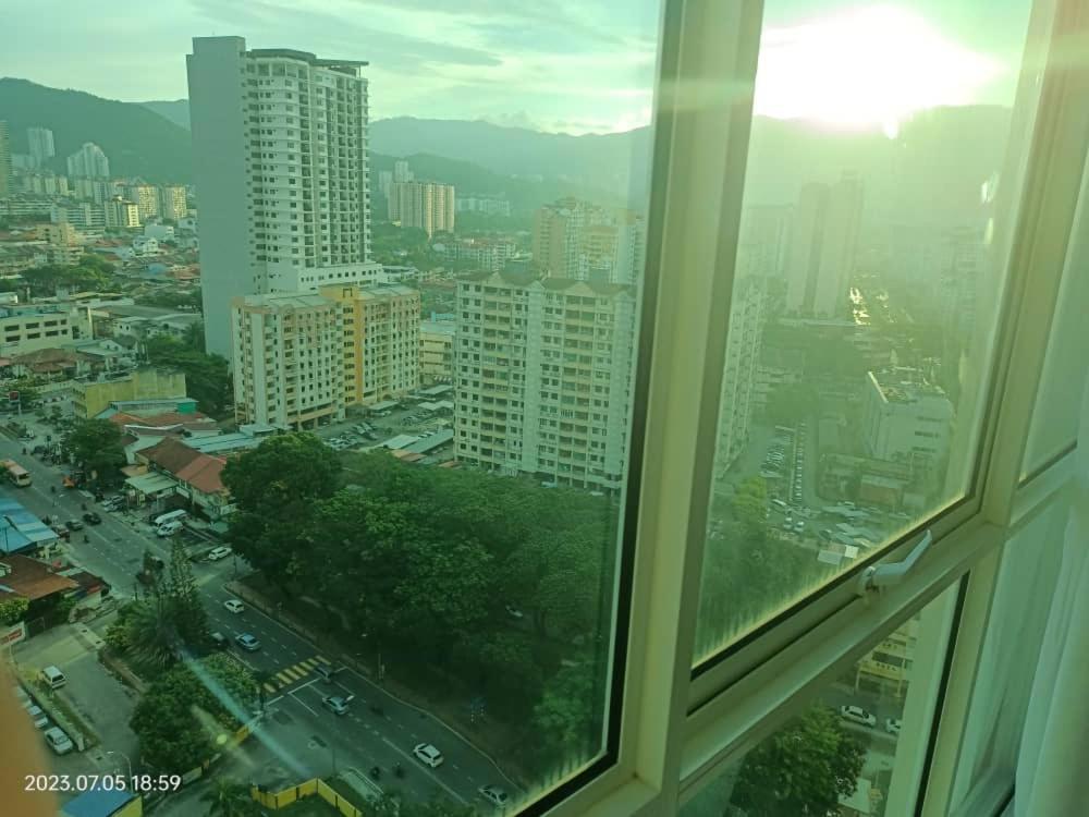 City Town 2-6 Pax Beautiful View Cozy Condo, Jelutong, Georgetown, Centre Heart Of Penang Island, Near Highway Komtar Gurney Екстериор снимка