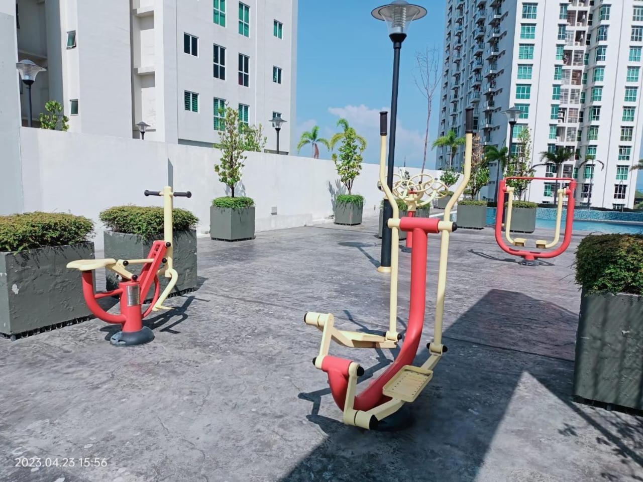 City Town 2-6 Pax Beautiful View Cozy Condo, Jelutong, Georgetown, Centre Heart Of Penang Island, Near Highway Komtar Gurney Екстериор снимка
